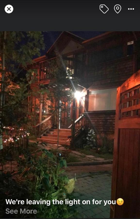 Mystic Portal 420 Guesthouse Colorado Springs Exterior foto