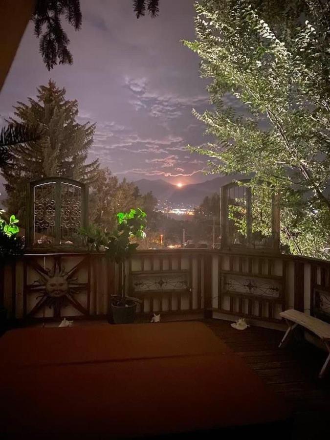 Mystic Portal 420 Guesthouse Colorado Springs Exterior foto