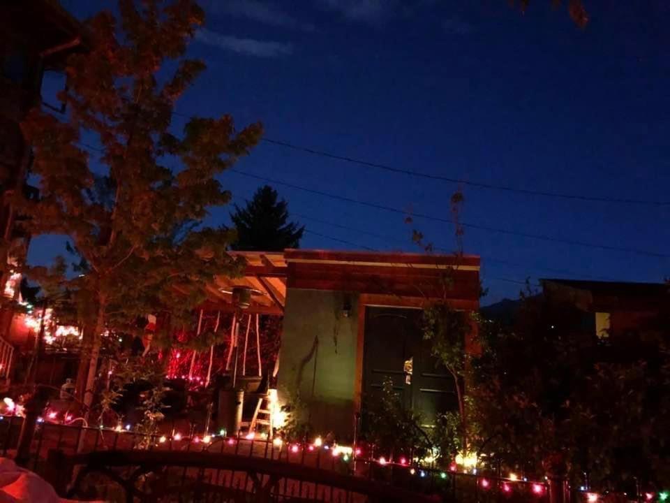 Mystic Portal 420 Guesthouse Colorado Springs Exterior foto