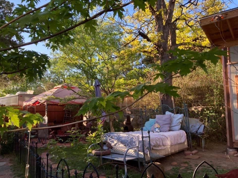 Mystic Portal 420 Guesthouse Colorado Springs Exterior foto