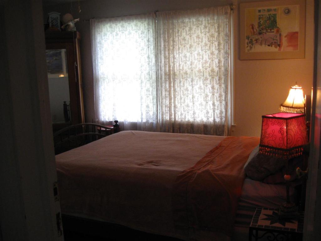 Mystic Portal 420 Guesthouse Colorado Springs Habitación foto