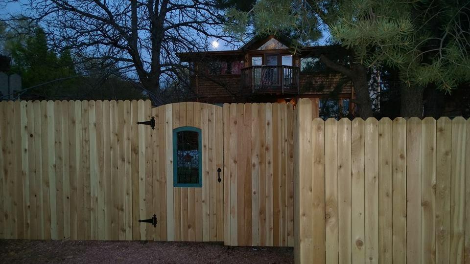 Mystic Portal 420 Guesthouse Colorado Springs Exterior foto