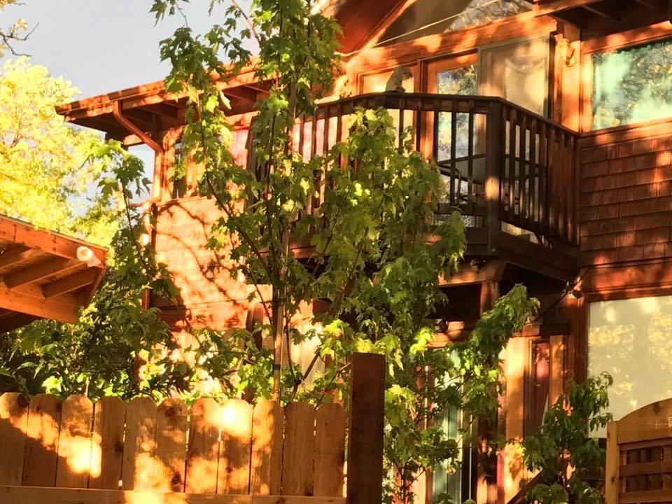 Mystic Portal 420 Guesthouse Colorado Springs Exterior foto