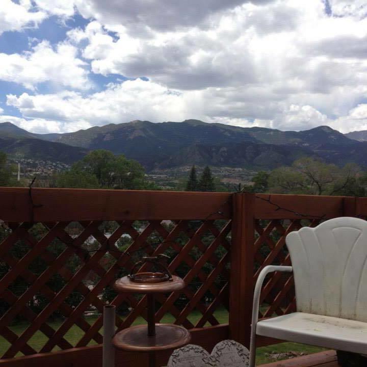 Mystic Portal 420 Guesthouse Colorado Springs Exterior foto